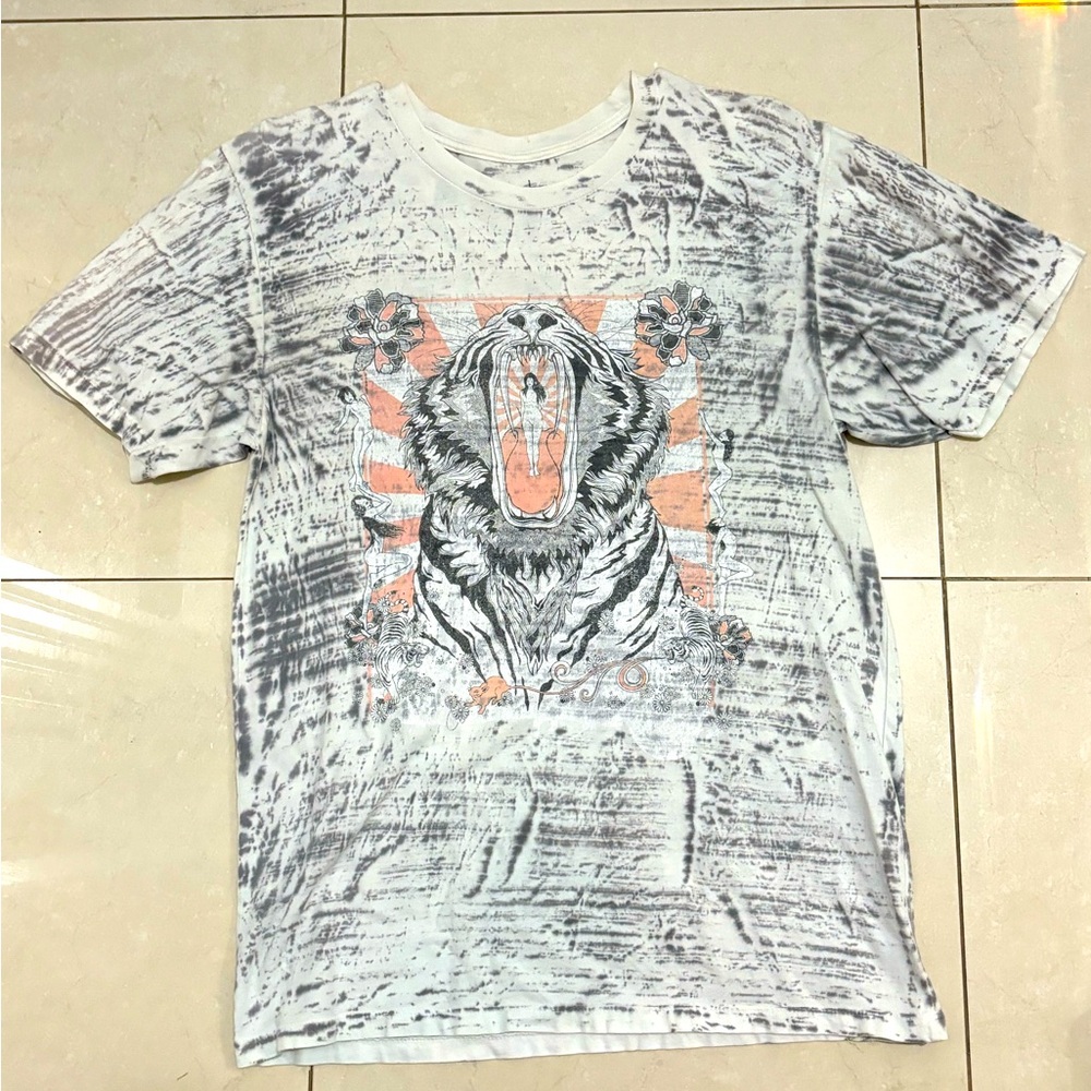 Y2K AOP Tiger with Women detailed graphic T-shirt Life clothing co medium